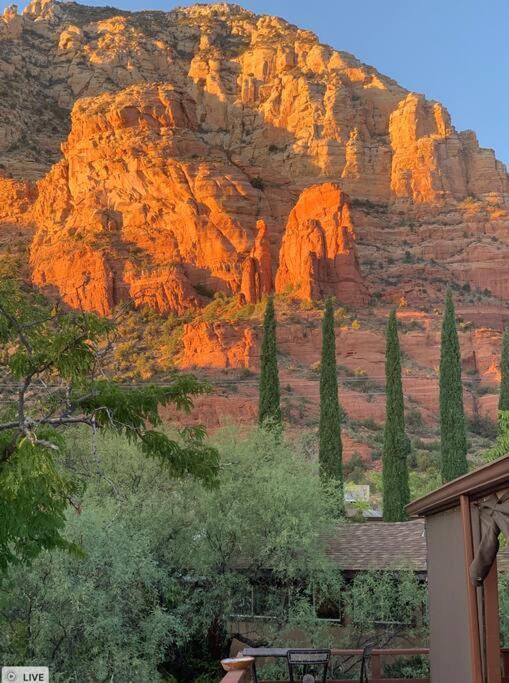 Close To Fresh Creek! Sleeps 12 ~ Amazing Views W/Serene Open Space ~ Hot Tub + Game Room ~ Trails Outside Sedona Zewnętrze zdjęcie