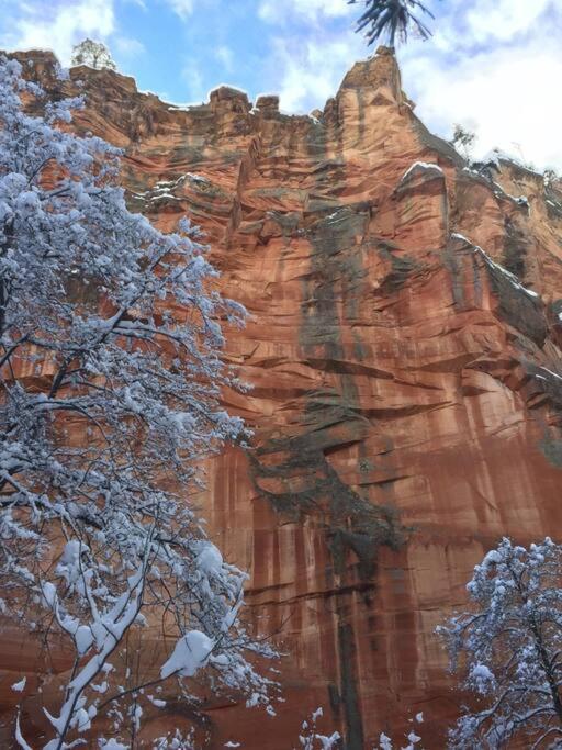 Close To Fresh Creek! Sleeps 12 ~ Amazing Views W/Serene Open Space ~ Hot Tub + Game Room ~ Trails Outside Sedona Zewnętrze zdjęcie