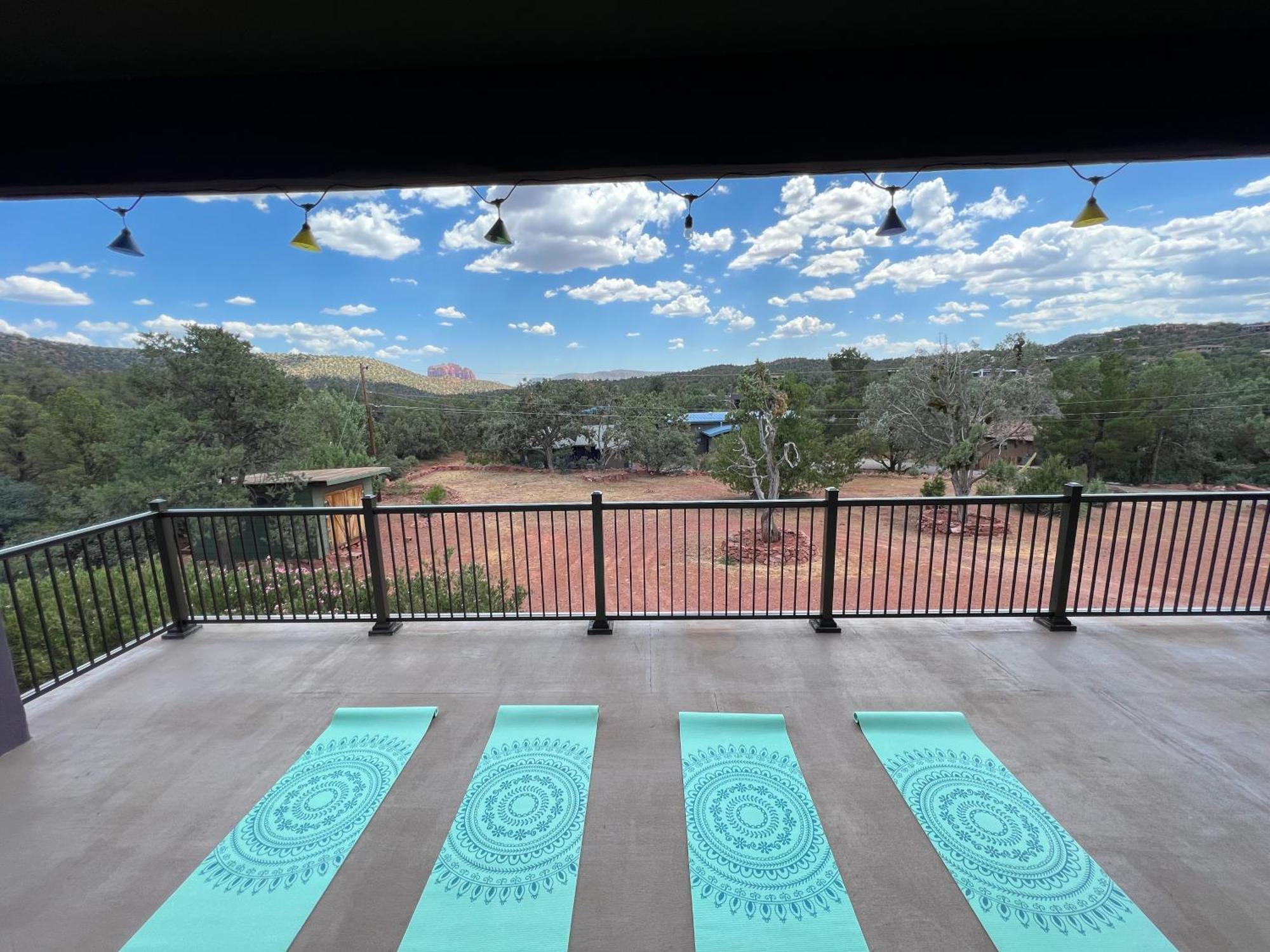 Close To Fresh Creek! Sleeps 12 ~ Amazing Views W/Serene Open Space ~ Hot Tub + Game Room ~ Trails Outside Sedona Zewnętrze zdjęcie